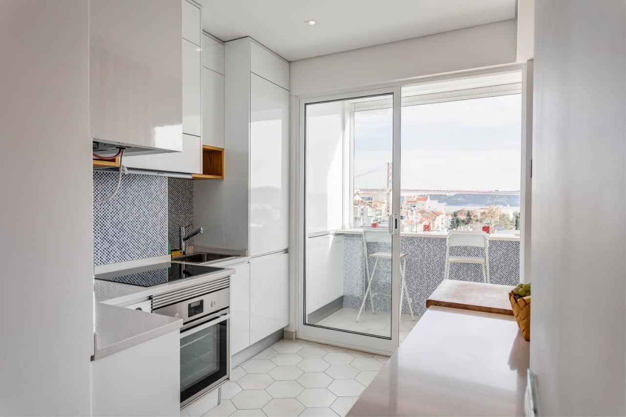 Tejo River View Apartment Nearby Belem Lisboa Kültér fotó