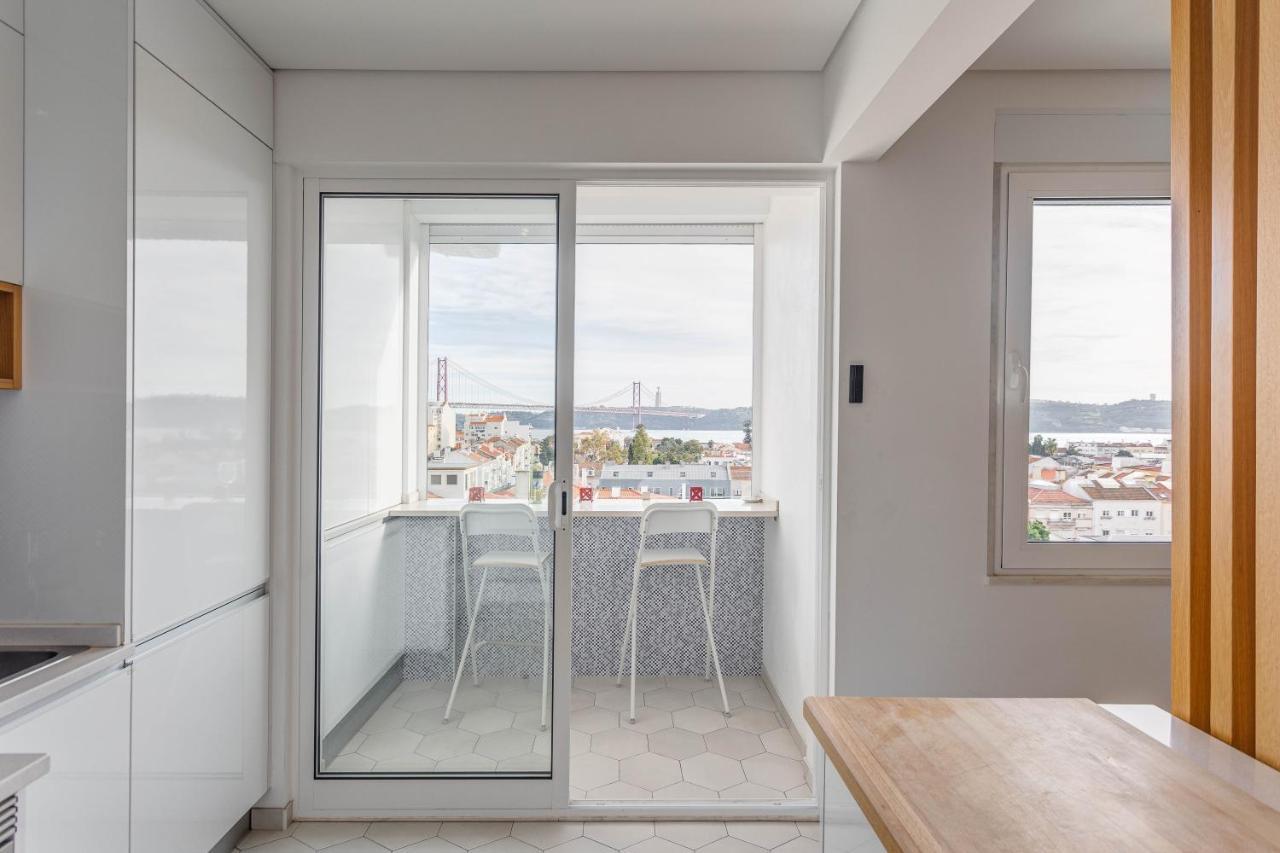 Tejo River View Apartment Nearby Belem Lisboa Kültér fotó