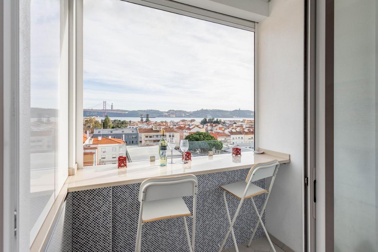 Tejo River View Apartment Nearby Belem Lisboa Kültér fotó